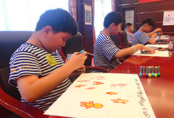 小胖子畫的畫還不錯(cuò)