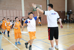 中學(xué)生體育夏令營教給孩子正確的運(yùn)動(dòng)方式