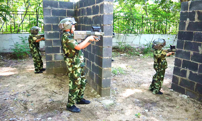 小組軍事對抗