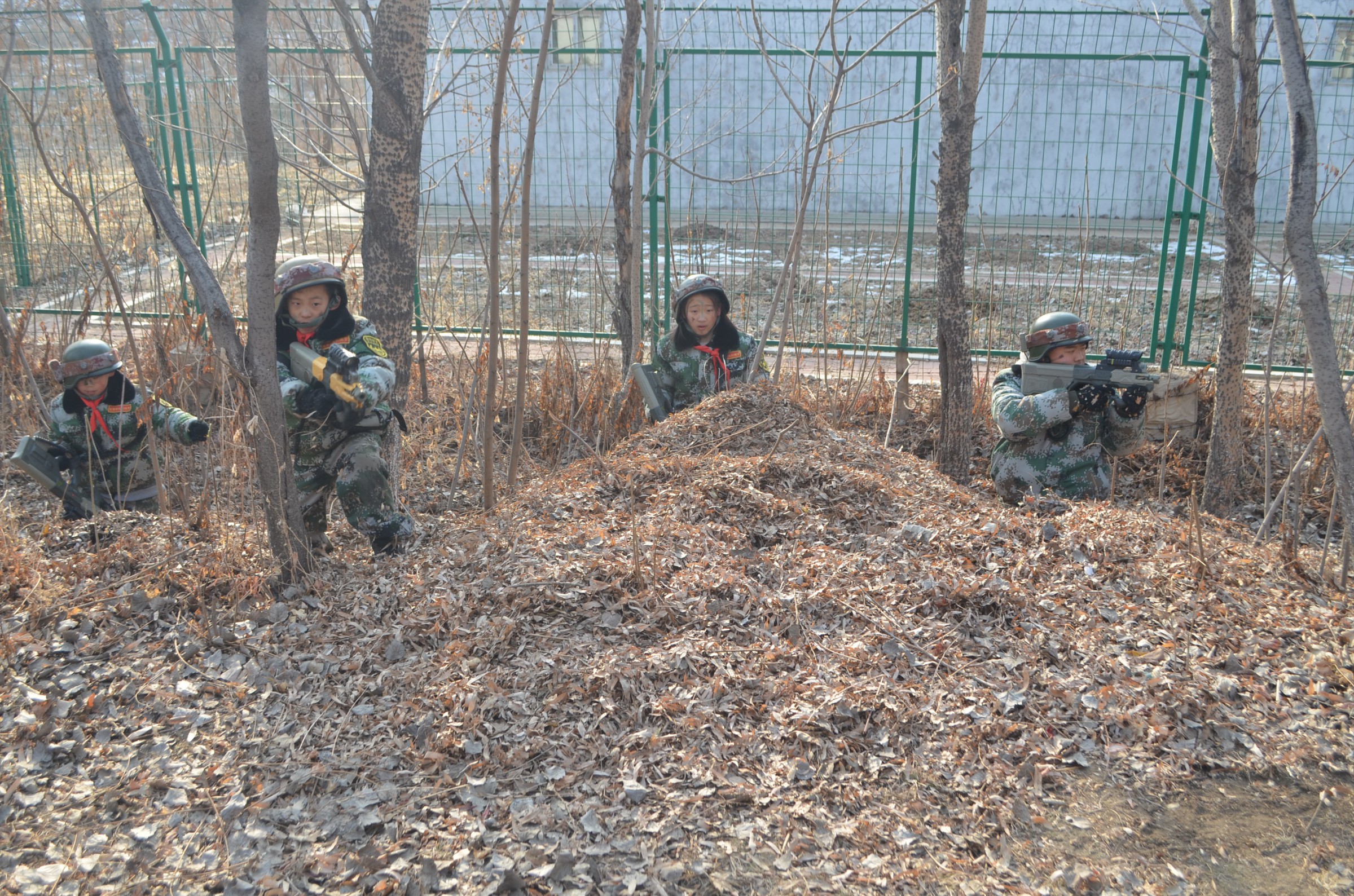 童年時光軍事夏令營給你一個別樣課堂