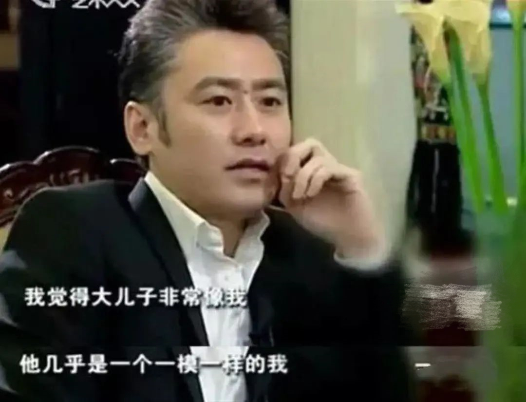 吳秀波再上熱搜，原因兒子被前女友指控，網(wǎng)友卻說：有其父必有其子