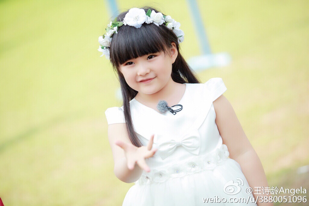 12歲王詩齡畫作獲金獎惹爭議？網友喊話李湘：這就是你富養(yǎng)出來的女兒嗎？
