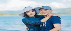 劉濤否認(rèn)離婚，卻被老公取關(guān)？嫁入豪門，為還債復(fù)出拼命拍戲，如今被曝離婚，回應(yīng)：假的！