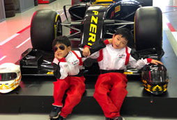 童奇點夏令營讓孩子成為職業(yè)小賽車手！