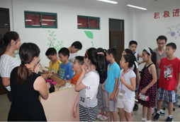 來(lái)杭州萬(wàn)達(dá)教育夏令營(yíng)開(kāi)心過(guò)暑假