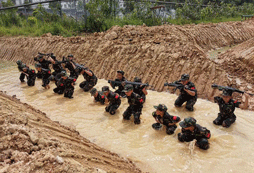 威寧軍事拓展夏令營勵志孩子的健康成長