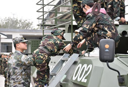 溫州軍事夏令營(yíng)有哪些精彩內(nèi)容？