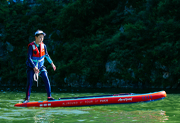 運動帥氣小伙