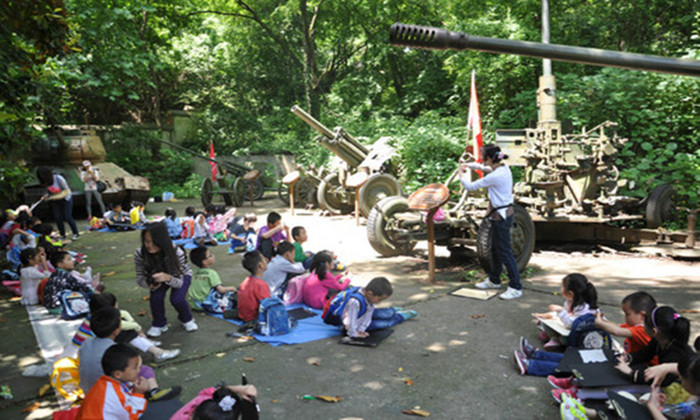 武漢軍事夏令營.jpg