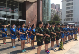 <strong>武漢軍事夏令營(yíng)全面提升中學(xué)生的綜合素質(zhì)</strong>