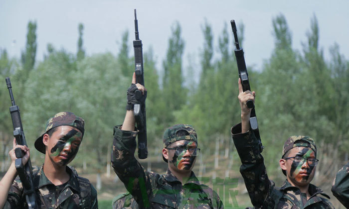 武漢軍事夏令營(yíng)哪個(gè)機(jī)構(gòu)好