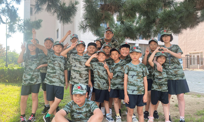 烏魯木齊軍事夏令營的特色內(nèi)容是什么？.gif