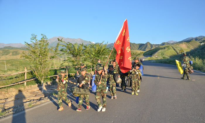 烏魯木齊夏令營哪個(gè)好