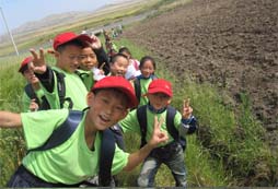 參加烏魯木齊文學少年夏令營成為優(yōu)秀青少年