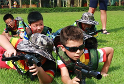 參加烏魯木齊夏令營夏令營激發(fā)孩子無限斗志
