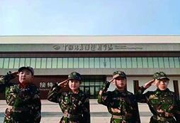 無錫軍事夏令營(yíng)為孩子未來的生活打下基礎(chǔ)