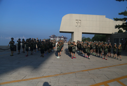 中學(xué)生參加無錫軍事拓展夏令營的諸多好處
