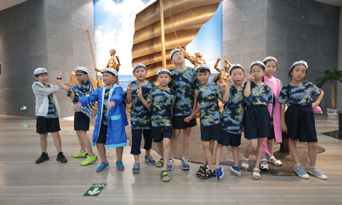 小海軍游學