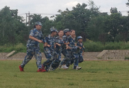 參加西安軍事夏令營可以改掉孩子壞習(xí)慣