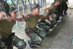 寒暑假應(yīng)不應(yīng)該參加廣州中學(xué)生軍訓(xùn)冬夏令營?