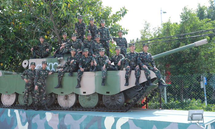 廣州中學(xué)生軍訓(xùn)夏令營