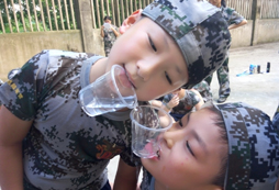 上海西點(diǎn)軍事夏令營(yíng)帶給孩子什么樣的軍旅生活？