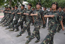 上海西點(diǎn)軍事夏令營怎么保障孩子的安全？