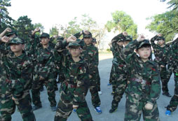  上海西點軍事夏令營怎樣讓孩子改正壞習(xí)慣？