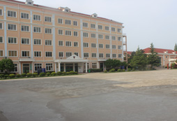 上海西點(diǎn)軍事夏令營拓展基地