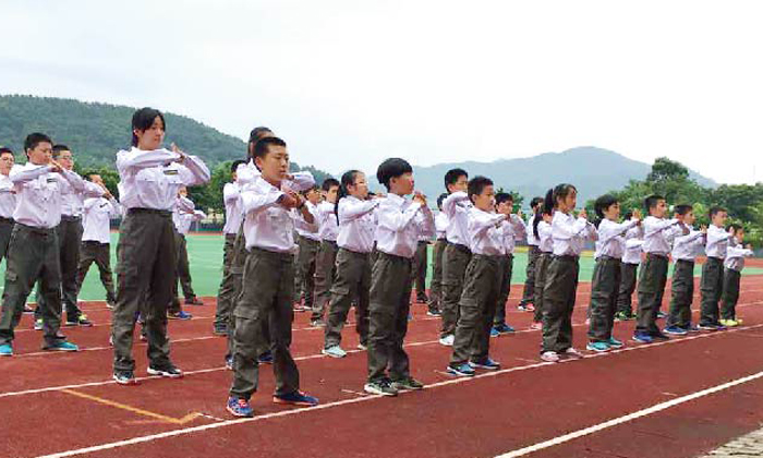 操場集訓(xùn)