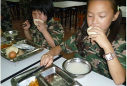 2024年小學生軍事夏令營的優(yōu)勢有哪些?