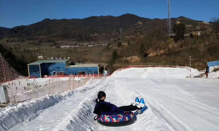 玩轉(zhuǎn)冰雪的世界