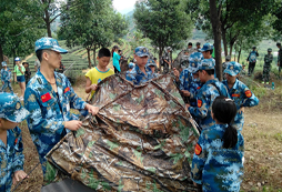 廈門(mén)軍事夏令營(yíng)活動(dòng)都有哪些特色？