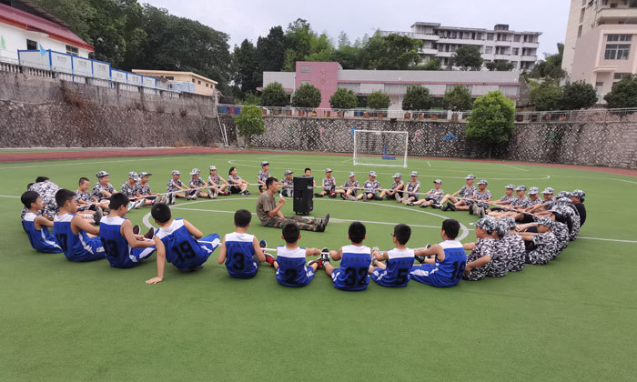 廈門(mén)軍訓(xùn)夏令營(yíng)怎么樣