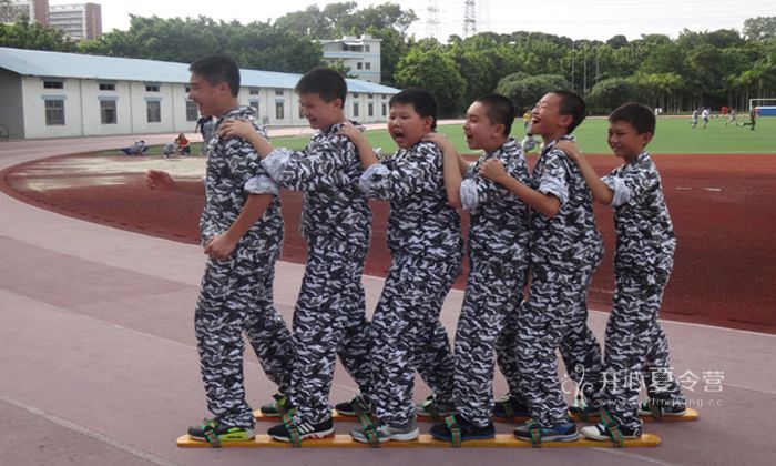 如何選擇廈門軍事夏令營.jpg