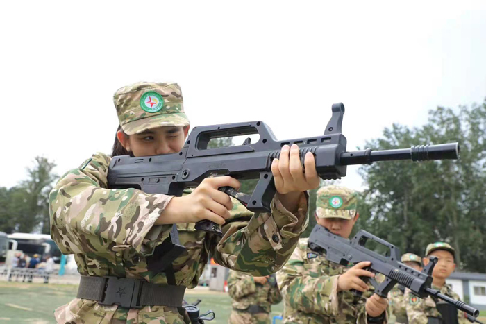 藍(lán)田軍事夏令營(yíng)收費(fèi)
