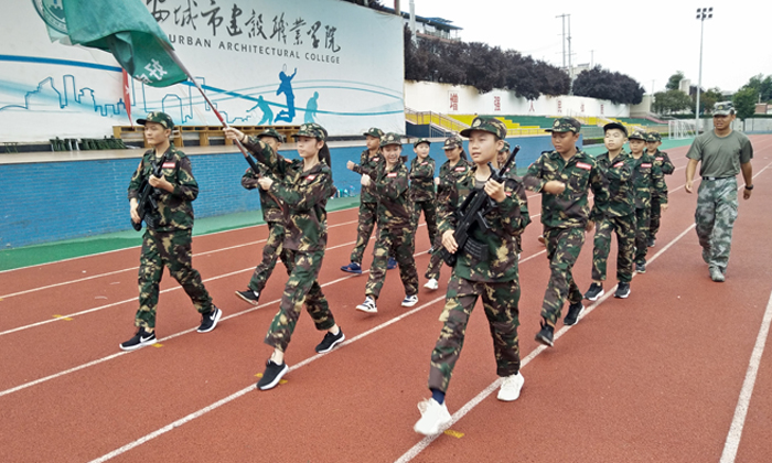 西安軍訓(xùn)夏令營(yíng)有哪幾家
