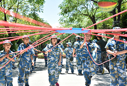 <strong>西安小學生夏令營哪家好呢</strong>