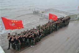 2017年西安暑期軍事夏令營(yíng)的保障。