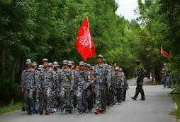 西安中小學生參加軍事夏令營的意義是什么？