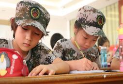 暑期參加上海小學(xué)生夏令營(yíng)哪家好？