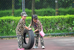 小學(xué)生夏令營(yíng)幫助學(xué)員形成健康的人格