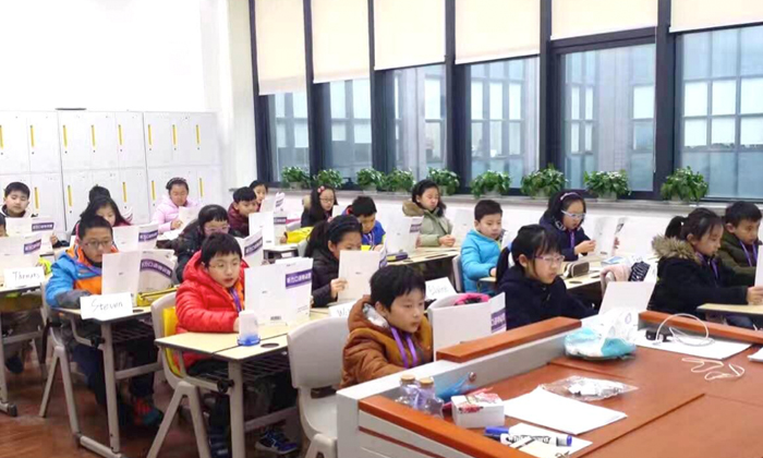 小學生暑期夏令營花費多少錢