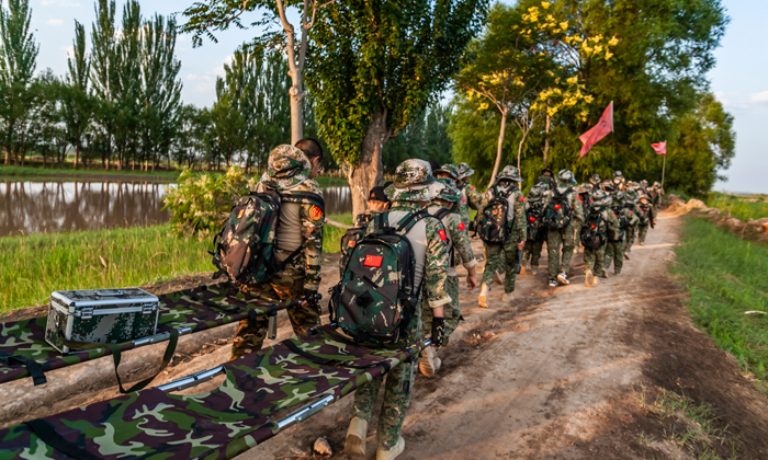 西北軍事夏令營(yíng)怎么選
