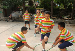 參加西北夏令營(yíng)活動(dòng)對(duì)孩子成長(zhǎng)有很大的作用