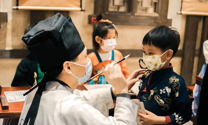 西北小學(xué)生夏令營報名費用