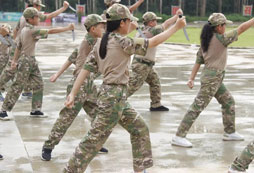 西南軍事夏令營(yíng)基地環(huán)境如何？