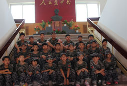 西南地區(qū)軍事夏令營是最適合青少年的暑期活動(dòng)