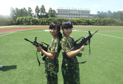 為什么孩子都愿意參加廣西軍事夏令營？