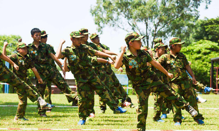 新疆軍事夏令營